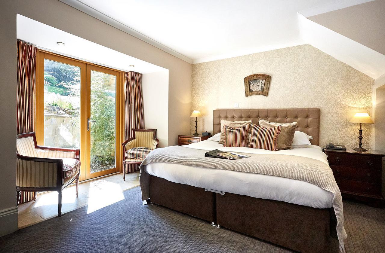 Dorian House Boutique B&B - Free Parking! Bath Exterior foto A bedroom at The Old Vicarage Hotel